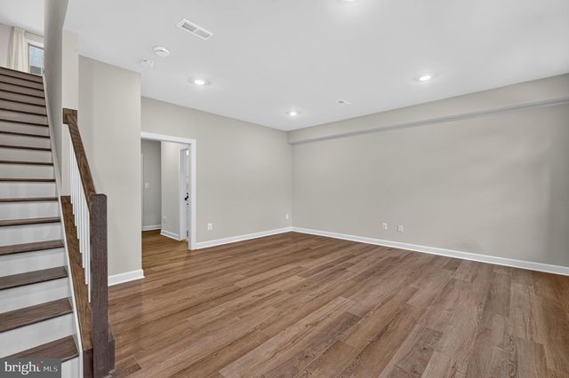 3722 MCLEAN AVE, Fairfax, VA 22030