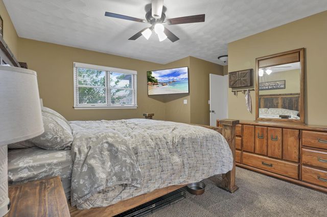 2204 Apple Valley Drive, Howard, OH 43028