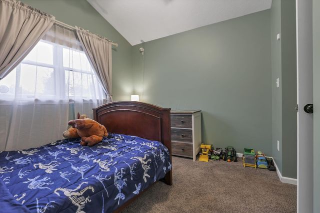 2204 Apple Valley Drive, Howard, OH 43028