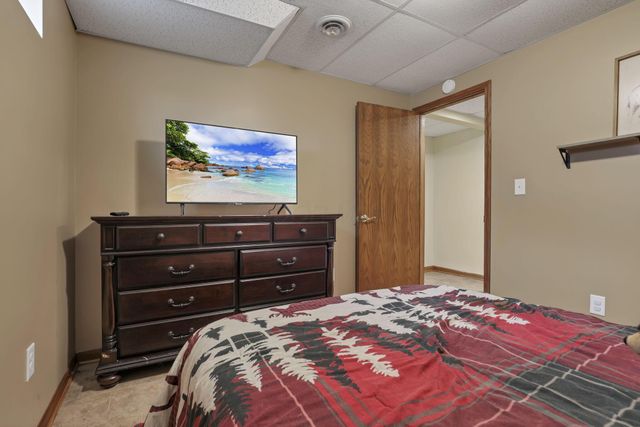 2204 Apple Valley Drive, Howard, OH 43028