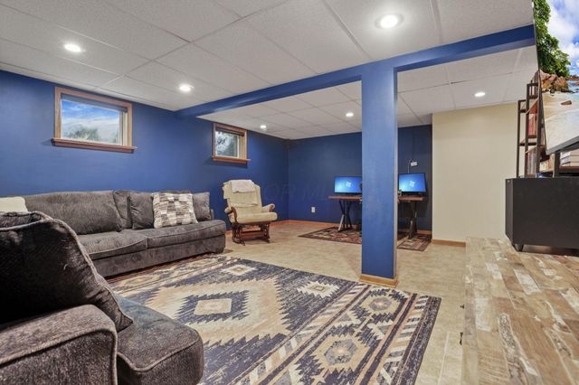 2204 Apple Valley Drive, Howard, OH 43028