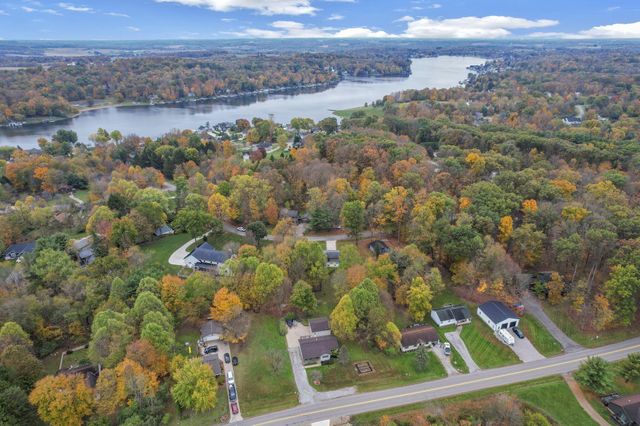 2204 Apple Valley Drive, Howard, OH 43028