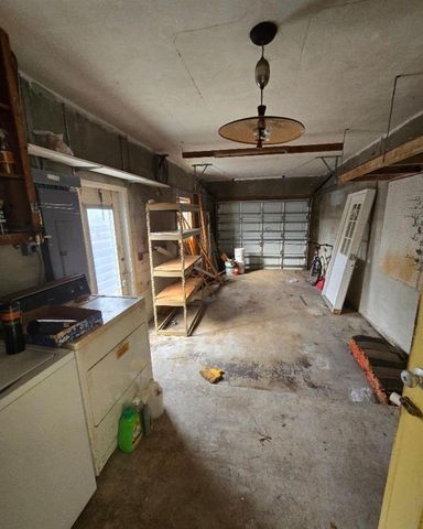 2702 Hayes Street, Hollywood, FL 33020