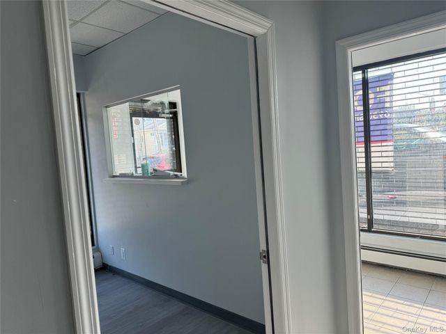 8866 Myrtle Avenue, Glendale, NY 11385