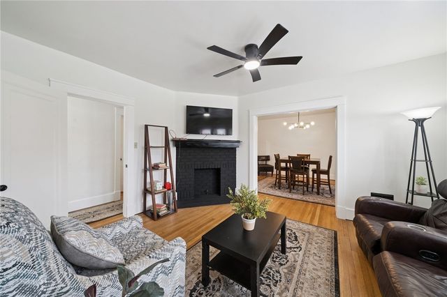 668 Southern Avenue, Mt Washington, PA 15211