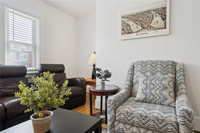 668 Southern Avenue, Mt Washington, PA 15211