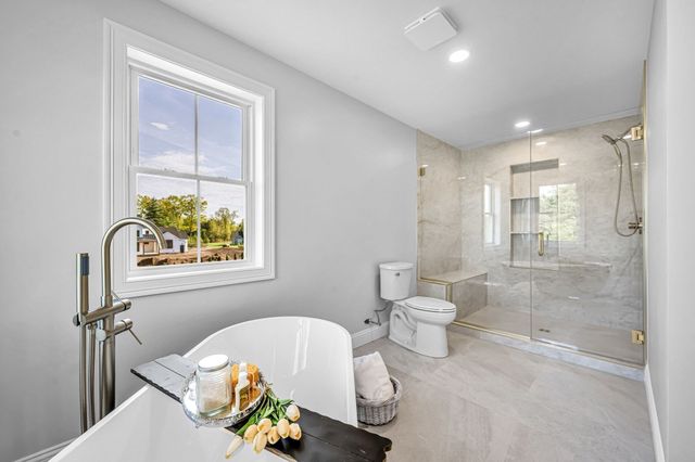 14 Balsam Hill Rd, Ludlow, MA 01056