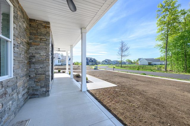 14 Balsam Hill Rd, Ludlow, MA 01056