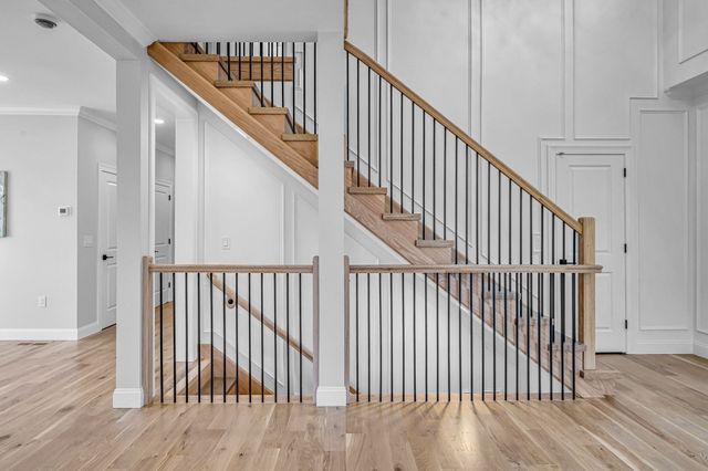 14 Balsam Hill Rd, Ludlow, MA 01056