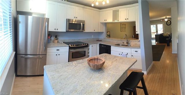 2312 Kingbird LN, Virginia Beach, VA 23455