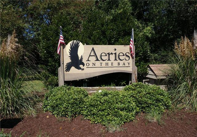 2312 Kingbird LN, Virginia Beach, VA 23455