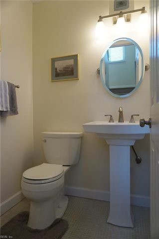 2312 Kingbird LN, Virginia Beach, VA 23455