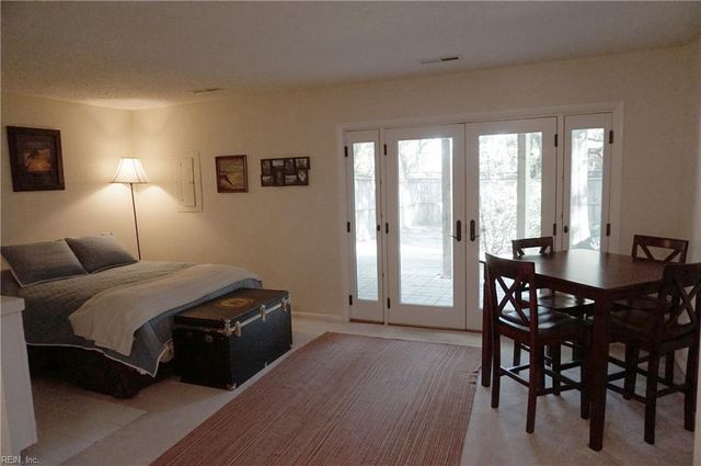 2312 Kingbird LN, Virginia Beach, VA 23455