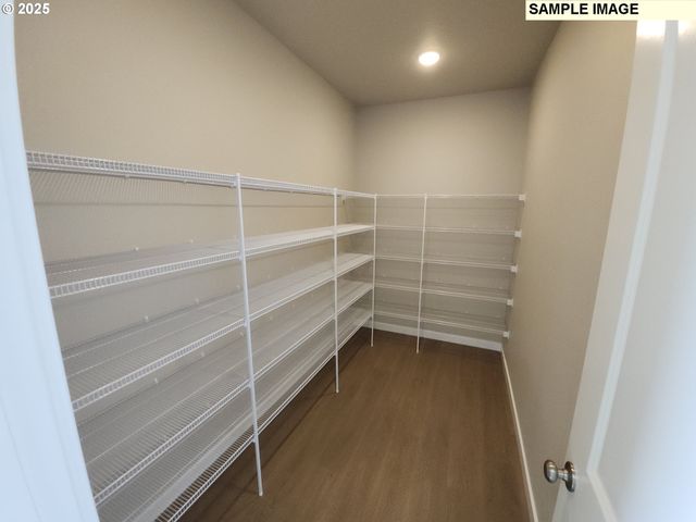 792 Magnolia Ave 51, Woodburn, OR 97071