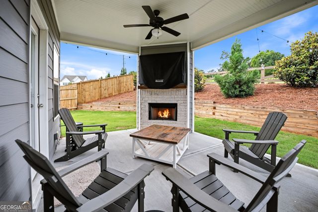 155 Cherokee Rose Lane, Hoschton, GA 30548