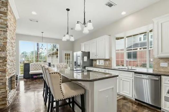 108 Inverness Drive, Conroe, TX 77356