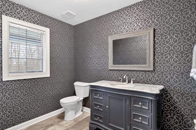 7811 Glacier Creek Dr 92 Drive, Roanoke, IN 46783