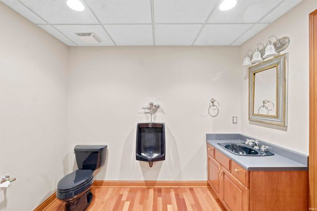 7811 Glacier Creek 92 Drive, Roanoke, IN 46783