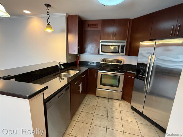 1001 W Jefferson Avenue 300 9-D, Detroit, MI 48226