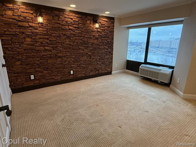 1001 W Jefferson Avenue 300 9-D, Detroit, MI 48226