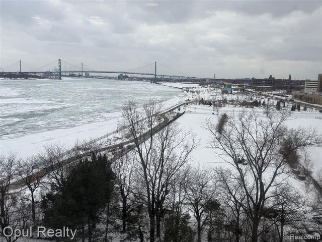 1001 W Jefferson Avenue 300 9-D, Detroit, MI 48226