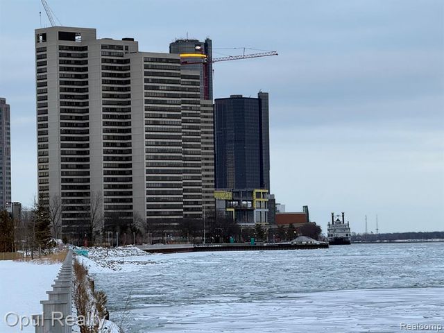 1001 W Jefferson Avenue 300 9-D, Detroit, MI 48226