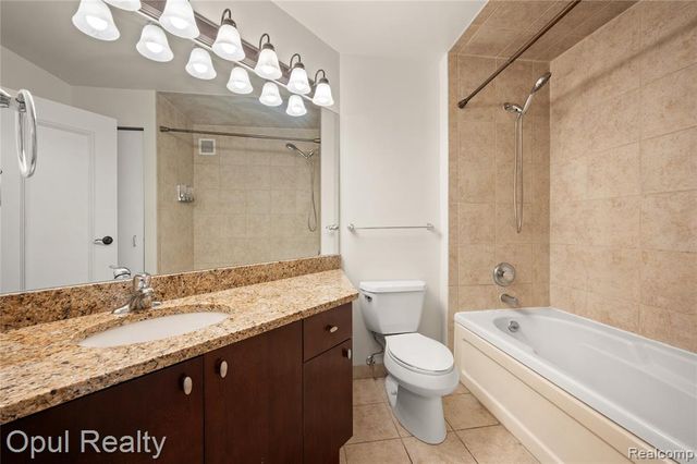 1001 W Jefferson Avenue 300 9-D, Detroit, MI 48226