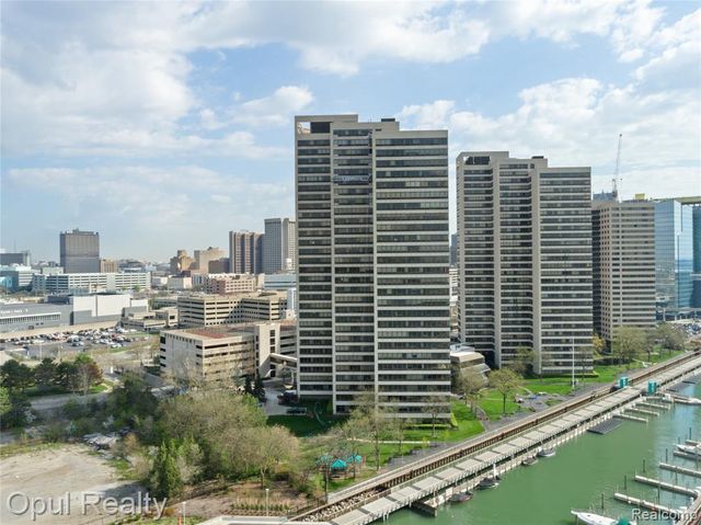 1001 W Jefferson Avenue 300 9-D, Detroit, MI 48226