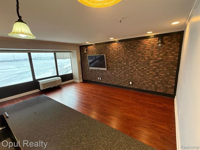 1001 W Jefferson Avenue 300 9-D, Detroit, MI 48226