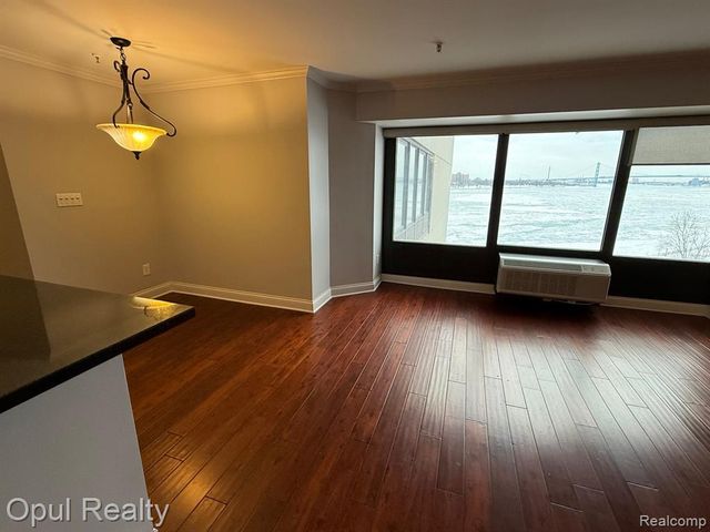 1001 W Jefferson Avenue 300 9-D, Detroit, MI 48226