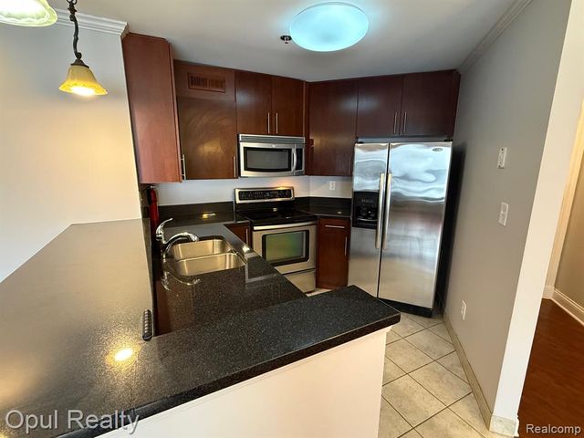 1001 W Jefferson Avenue 300 9-D, Detroit, MI 48226