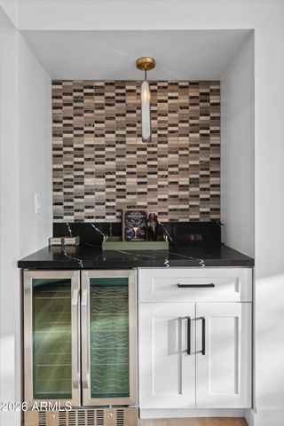 3802 E PICCADILLY Road, Phoenix, AZ 85018