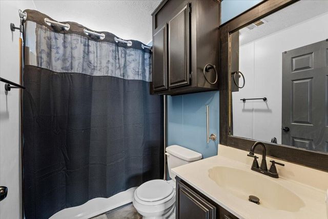 633 E Archwood UNIT 86, Eagle Point, OR 97524