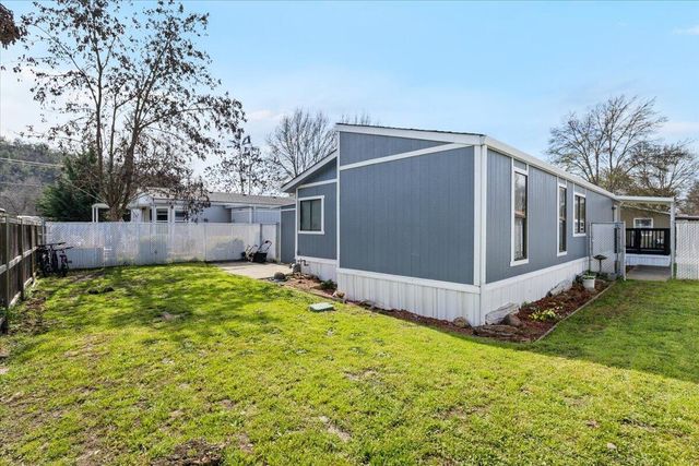 633 E Archwood UNIT 86, Eagle Point, OR 97524