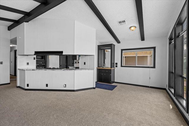 633 E Archwood UNIT 86, Eagle Point, OR 97524