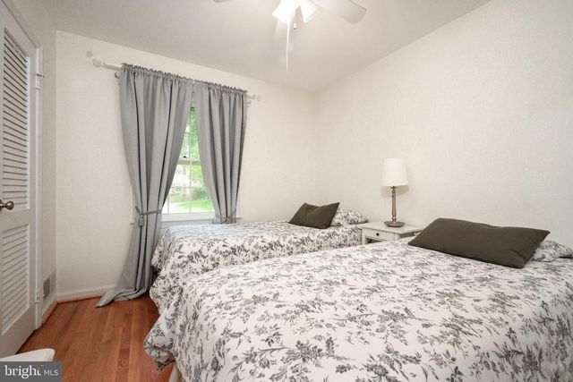 11708 MAGRUDER LN, North Bethesda, MD 20852