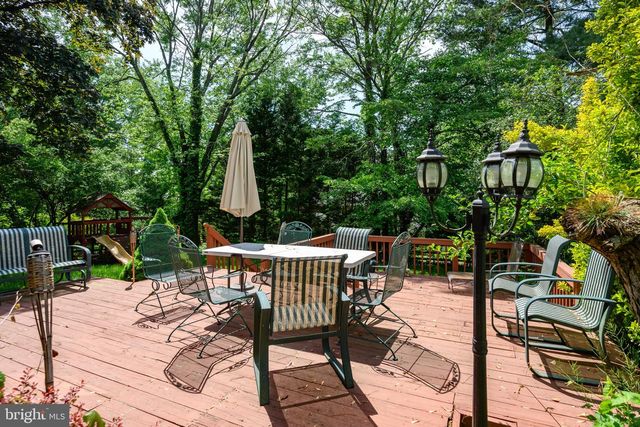 11708 MAGRUDER LN, North Bethesda, MD 20852