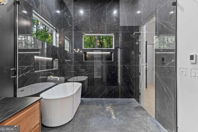 670 Loganville Highway, Winder, GA 30680