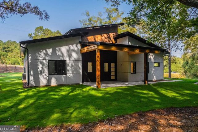 670 Loganville Highway, Winder, GA 30680