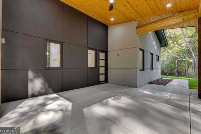 670 Loganville Highway, Winder, GA 30680