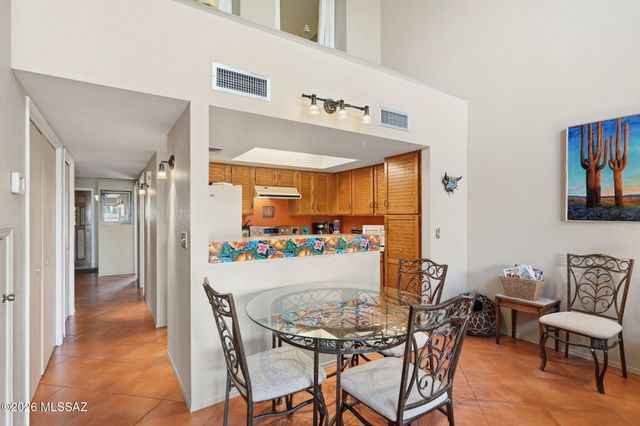 10117 E Arizmo Street, Tucson, AZ 85748