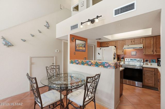 10117 E Arizmo Street, Tucson, AZ 85748