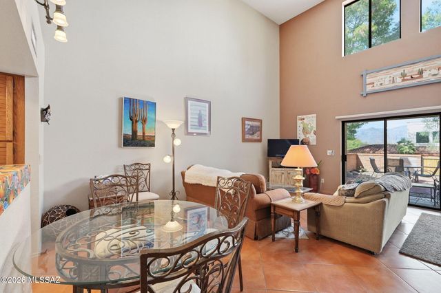 10117 E Arizmo Street, Tucson, AZ 85748