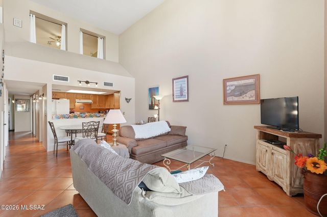 10117 E Arizmo Street, Tucson, AZ 85748