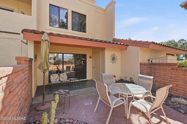 10117 E Arizmo Street, Tucson, AZ 85748