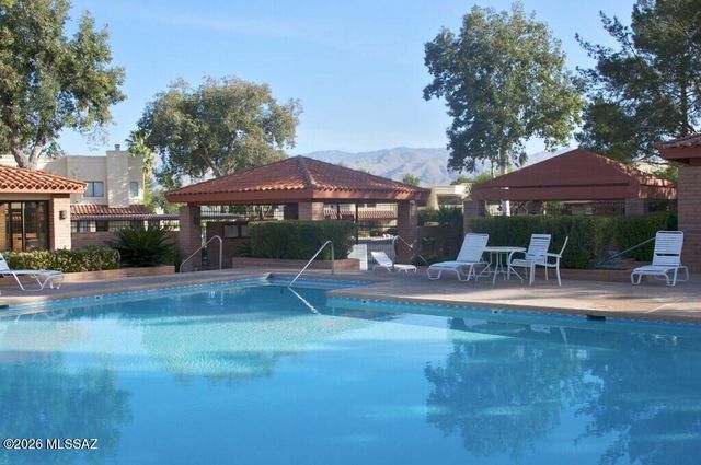 10117 E Arizmo Street, Tucson, AZ 85748