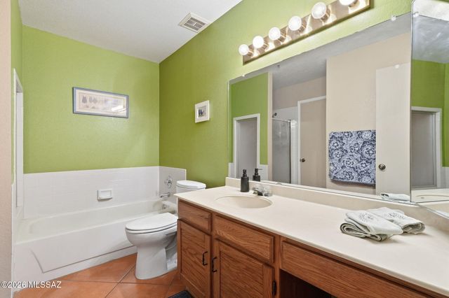 10117 E Arizmo Street, Tucson, AZ 85748