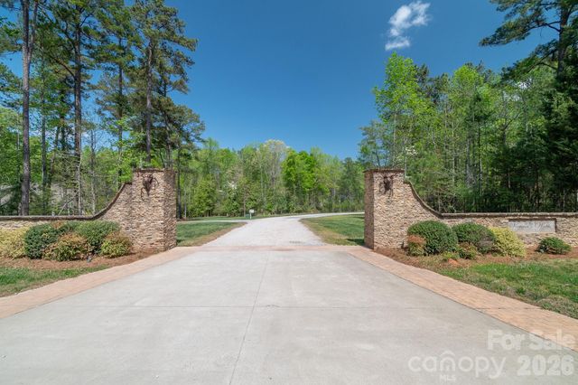 2170 Two Sisters Drive, Lancaster, SC 29720