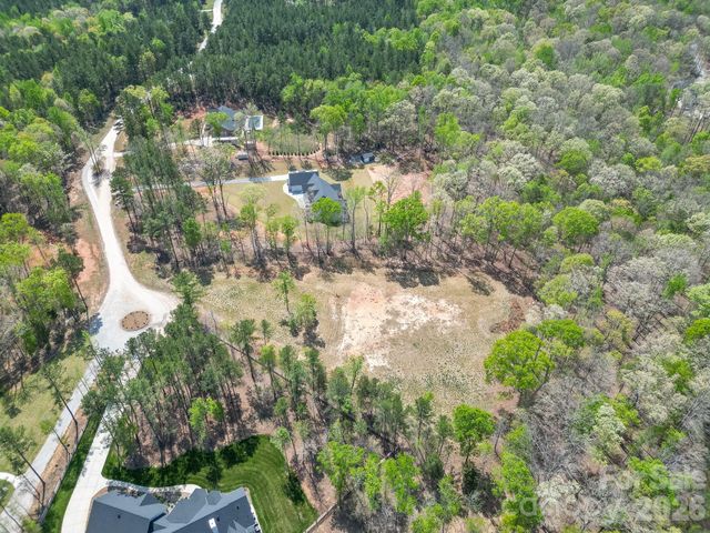 2170 Two Sisters Drive, Lancaster, SC 29720