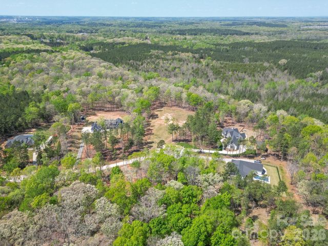 2170 Two Sisters Drive, Lancaster, SC 29720